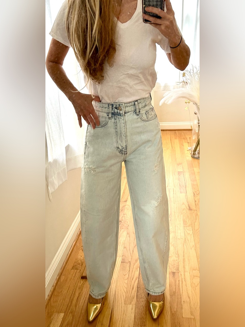Terranova Light Wash High Waisted Distressed Balloon Jeans NWT Size 24/25